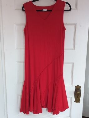 Oh My Gauze! Tabasco Sleeveless V-Neck Tiered Midi Dress in Red